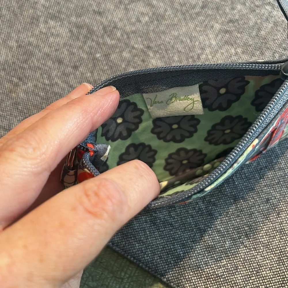 Vera Bradley Zip ID Case in Nomadic Floral NWT